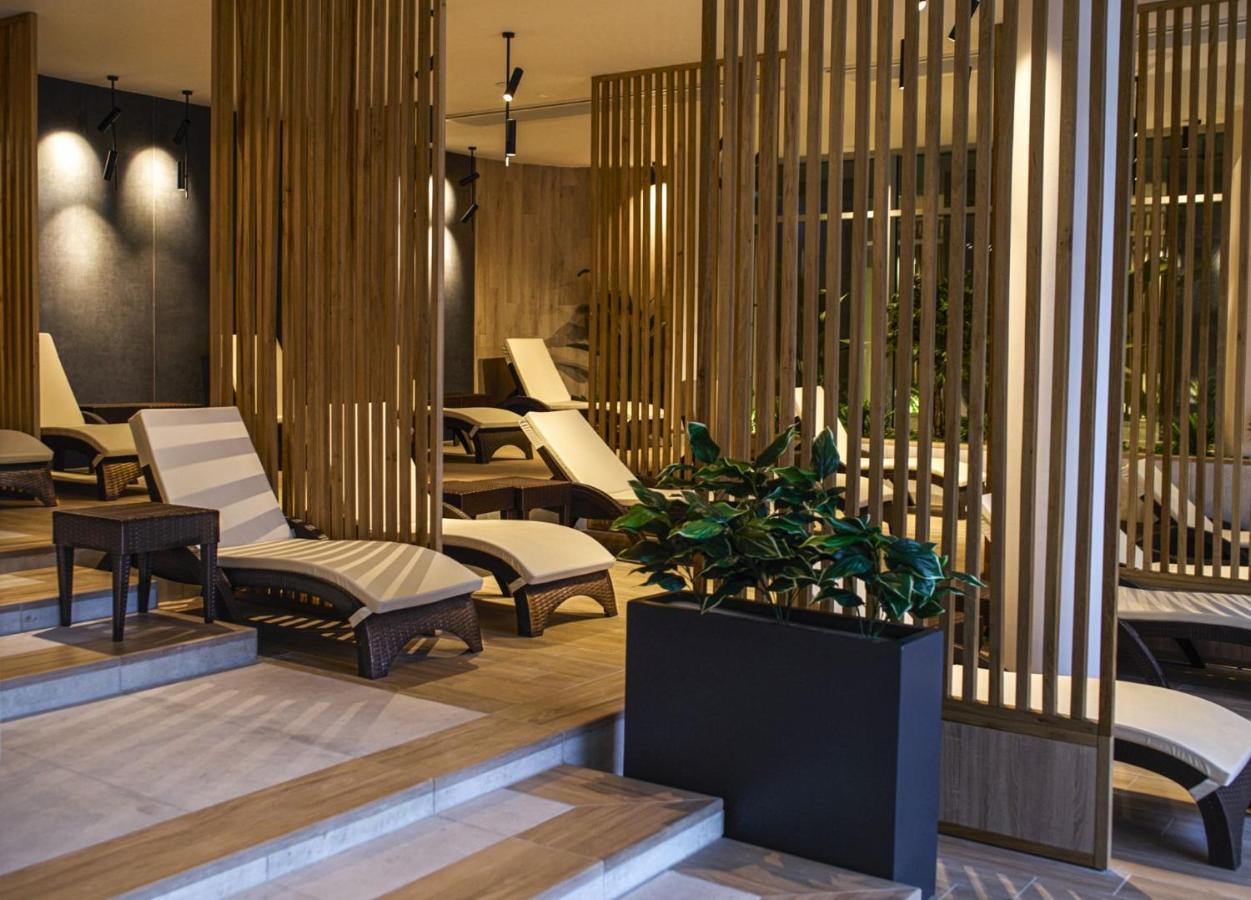 טימישוארה Amazonia Apartments מראה חיצוני תמונה